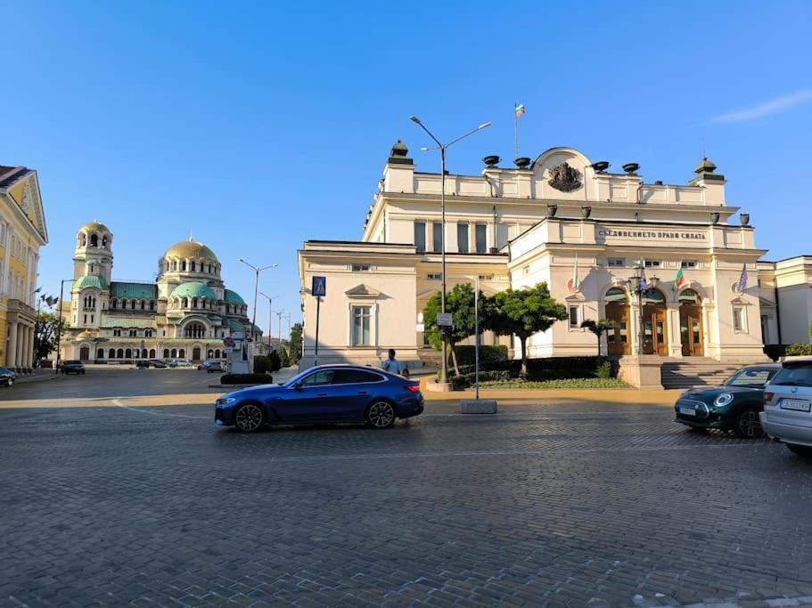 Modern Design 1 Bdrm, 4 Guests, Cente, Near Parliament, Self Check-in * Sofia