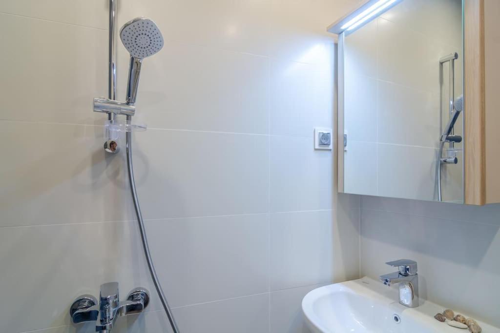 Apartament Modern Design 1 Bdrm, 4 Guests, Cente, Near Parliament, Self Check-in *